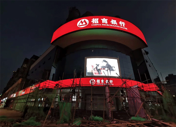 3M燈箱布VS噴繪布有哪些優(yōu)勢(shì)？